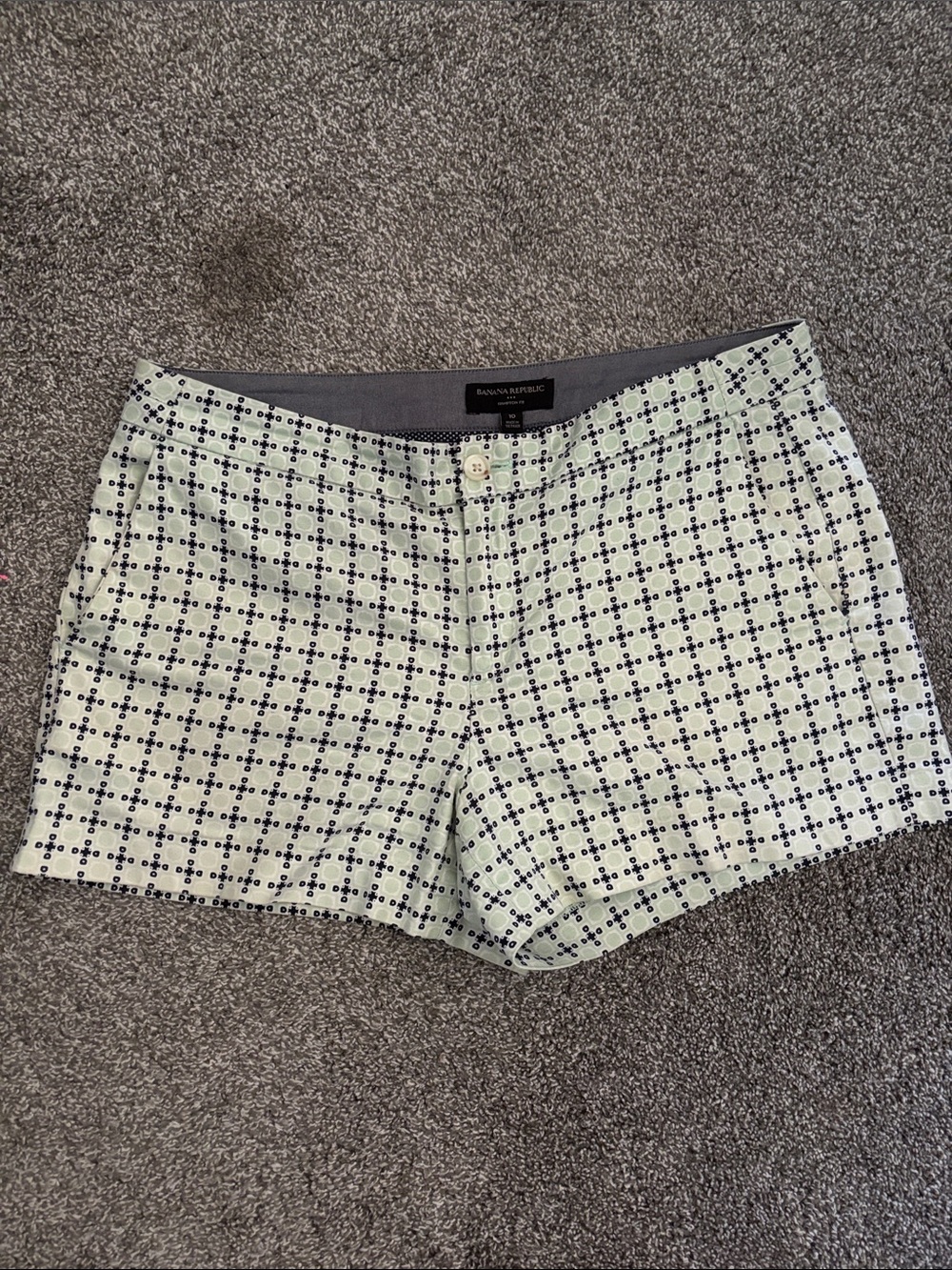 Banana Republic Mint Green Printed Bermuda Shorts